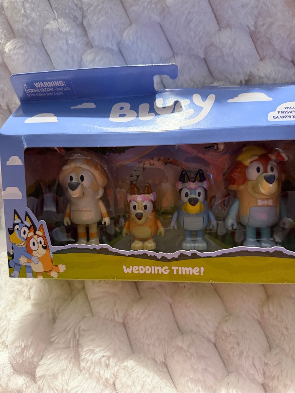 Bluey Wedding Time! Collectible Figure Pack - Blue, Yellow, Orange